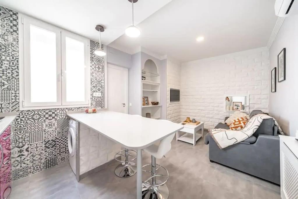 Piso Madrid Centro 5 Min Andando Gran Via Διαμέρισμα Εξωτερικό φωτογραφία